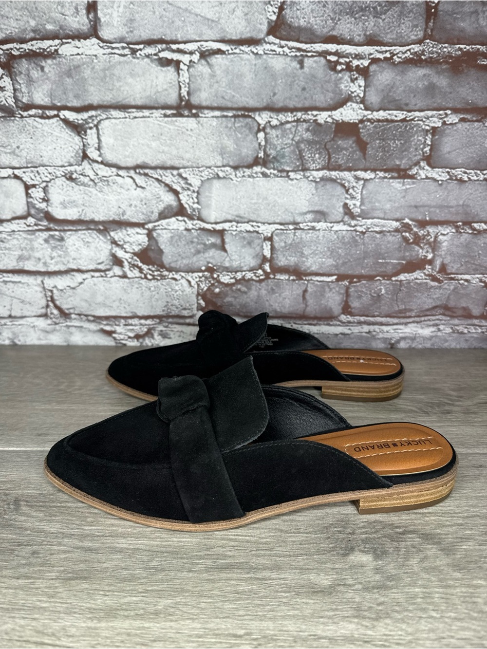 Lucky Brand Aden Black Suede Pointed Toe Slip On Mule Flats Women Sz 9.5M US/41